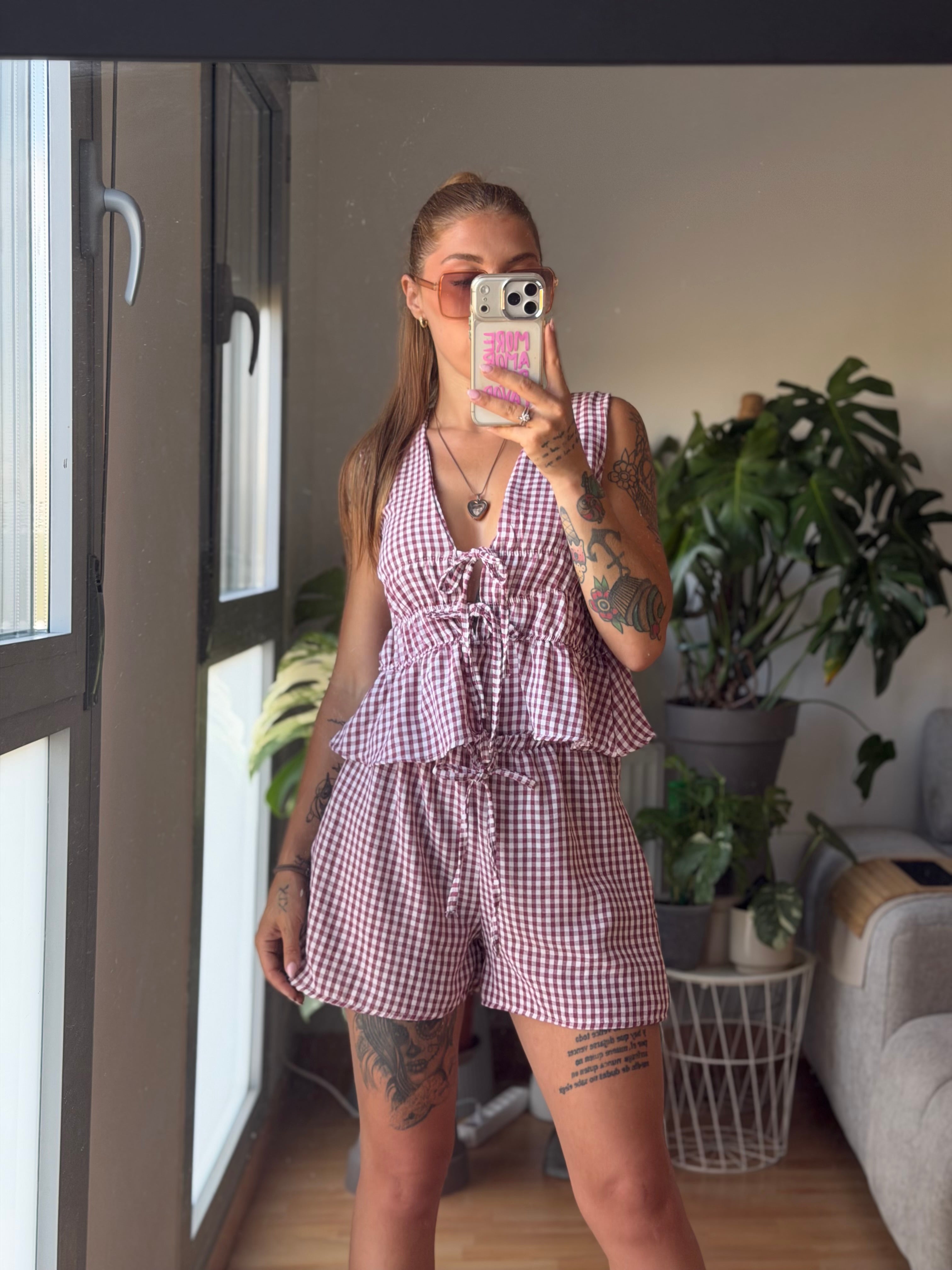 Conjunto Vicky burdeos